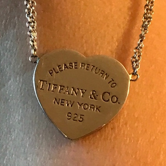 Tiffany & Co. RTT small heart tag necklace - 16 inch length - Picture 8 of 11